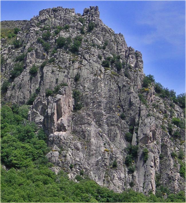 la belle paroi de Montselgues