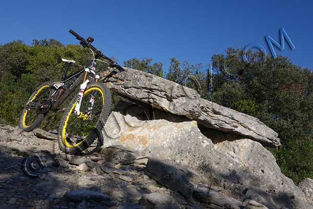 vtt en ardèche : vtt dolmens du laoul