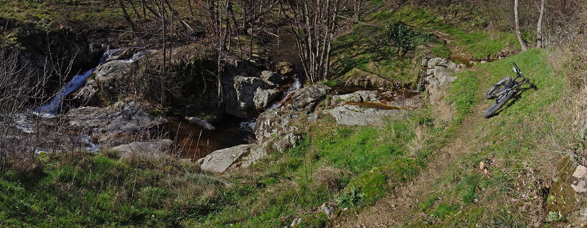 à voir proche de La-Chapelle-sous-Aubenas, Ailhon, Lentillères