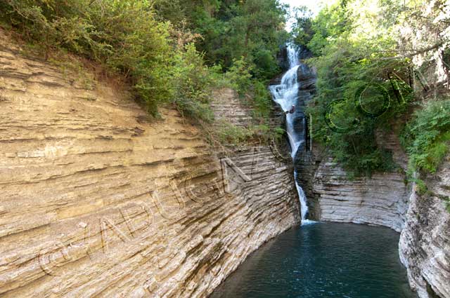 canyoning en ardèche : cascade claduegne depart