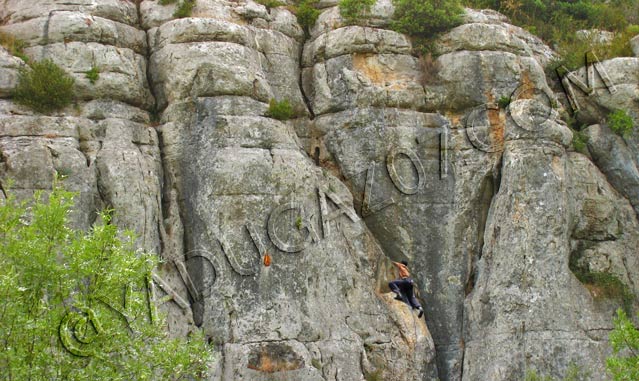 escalade en ardèche : site escalade bourdary