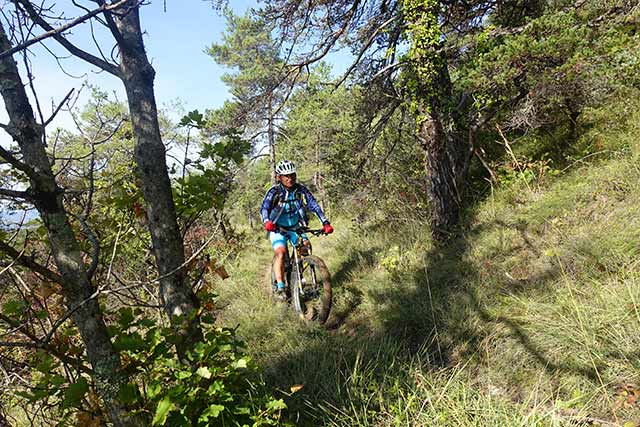 vtt en ardèche : vtt best of aouste sur sye