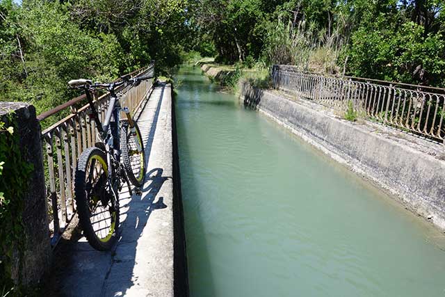 vtt Le canal de Carpentras