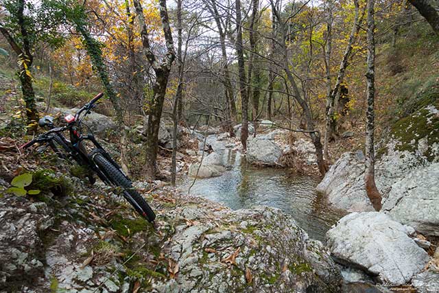 vtt en Ardèche : De Largentière aux contreforts du Tanargue