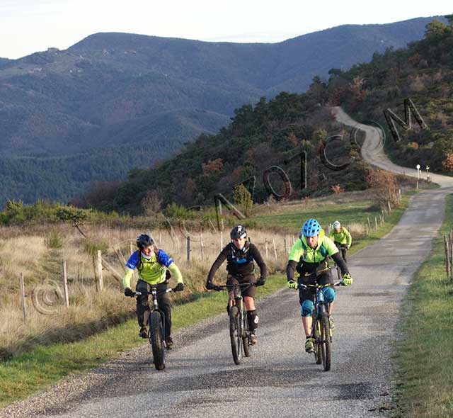 vtt en Ardèche : Descentes entre Ouvèze et Eyrieux