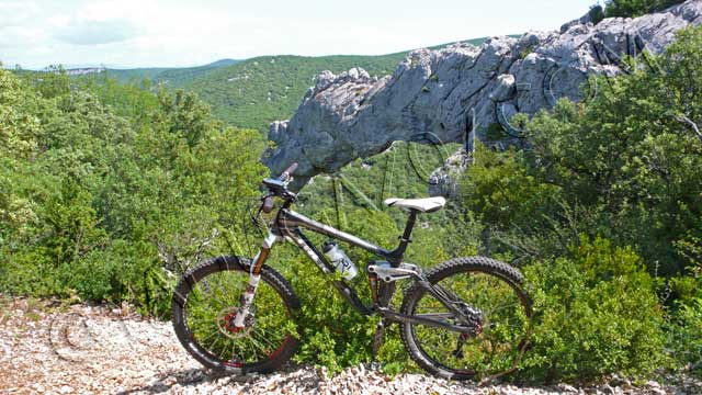 vtt en Ardèche : Tour de la vallée de l'Ibie