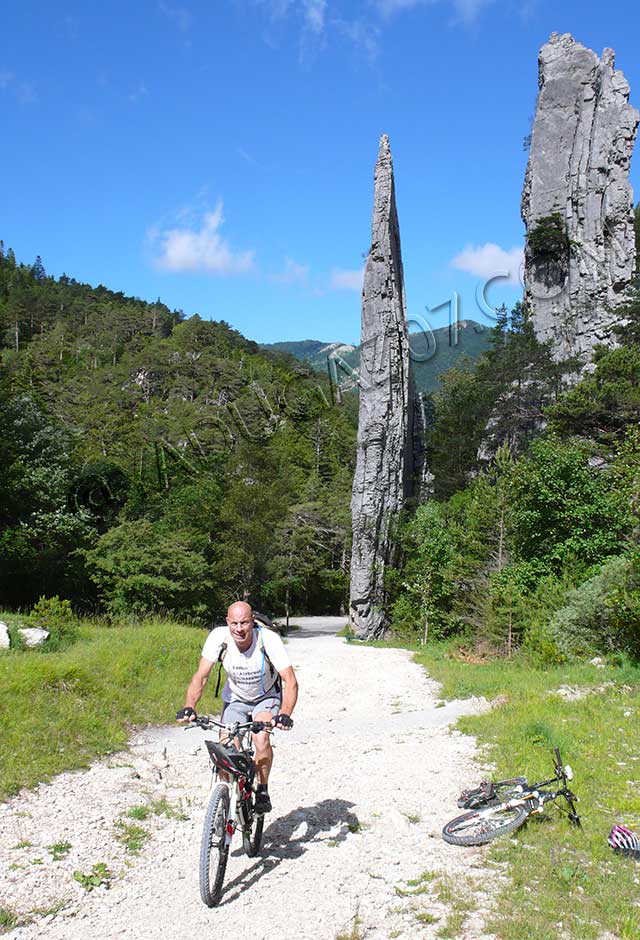 vtt en Drôme : Autour des Sucettes de Borne